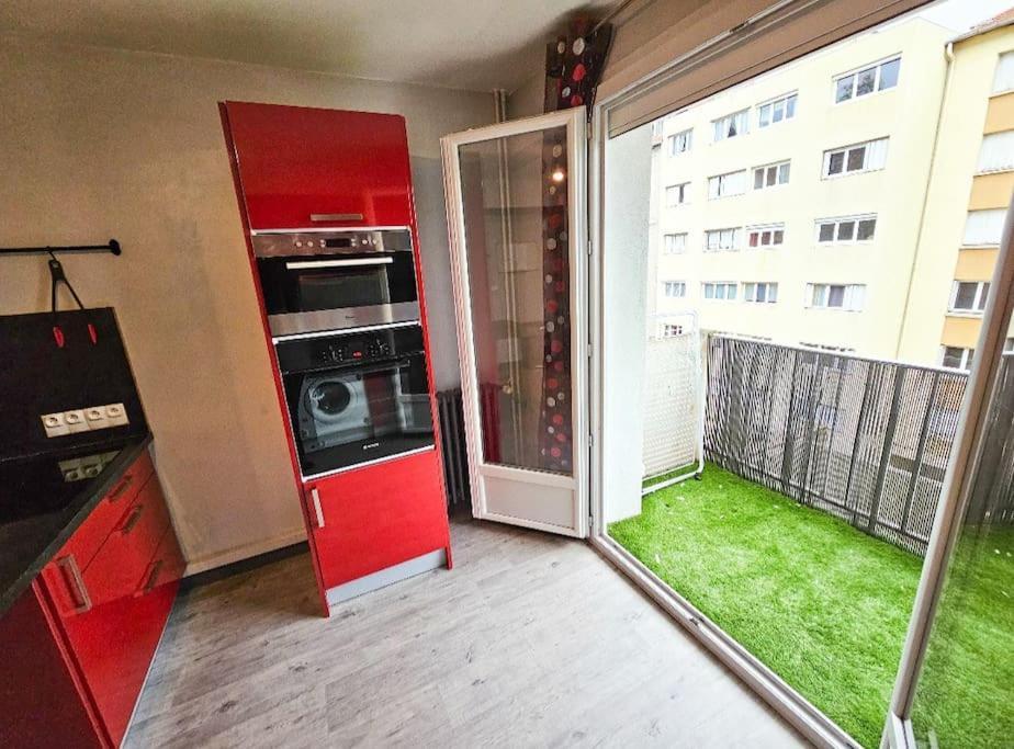 Le Bergson 3 Chambres Stationnement Gratuit Saint-Etienne  Bagian luar foto