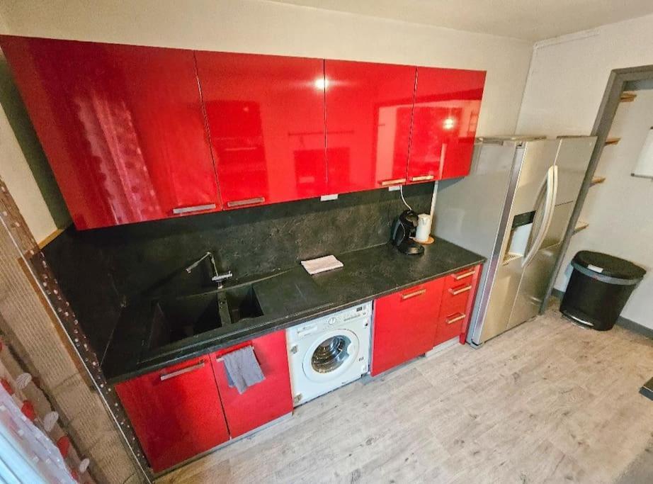 Le Bergson 3 Chambres Stationnement Gratuit Saint-Etienne  Bagian luar foto